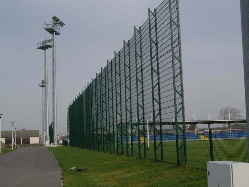 Oplotenie futbalového štadióna